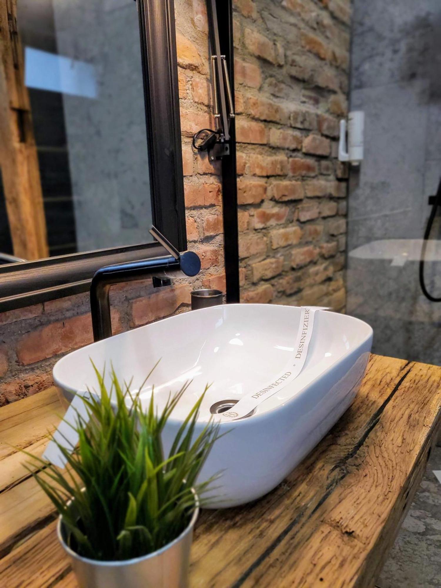Casa Larisa Antonia Apartments Сіная Екстер'єр фото